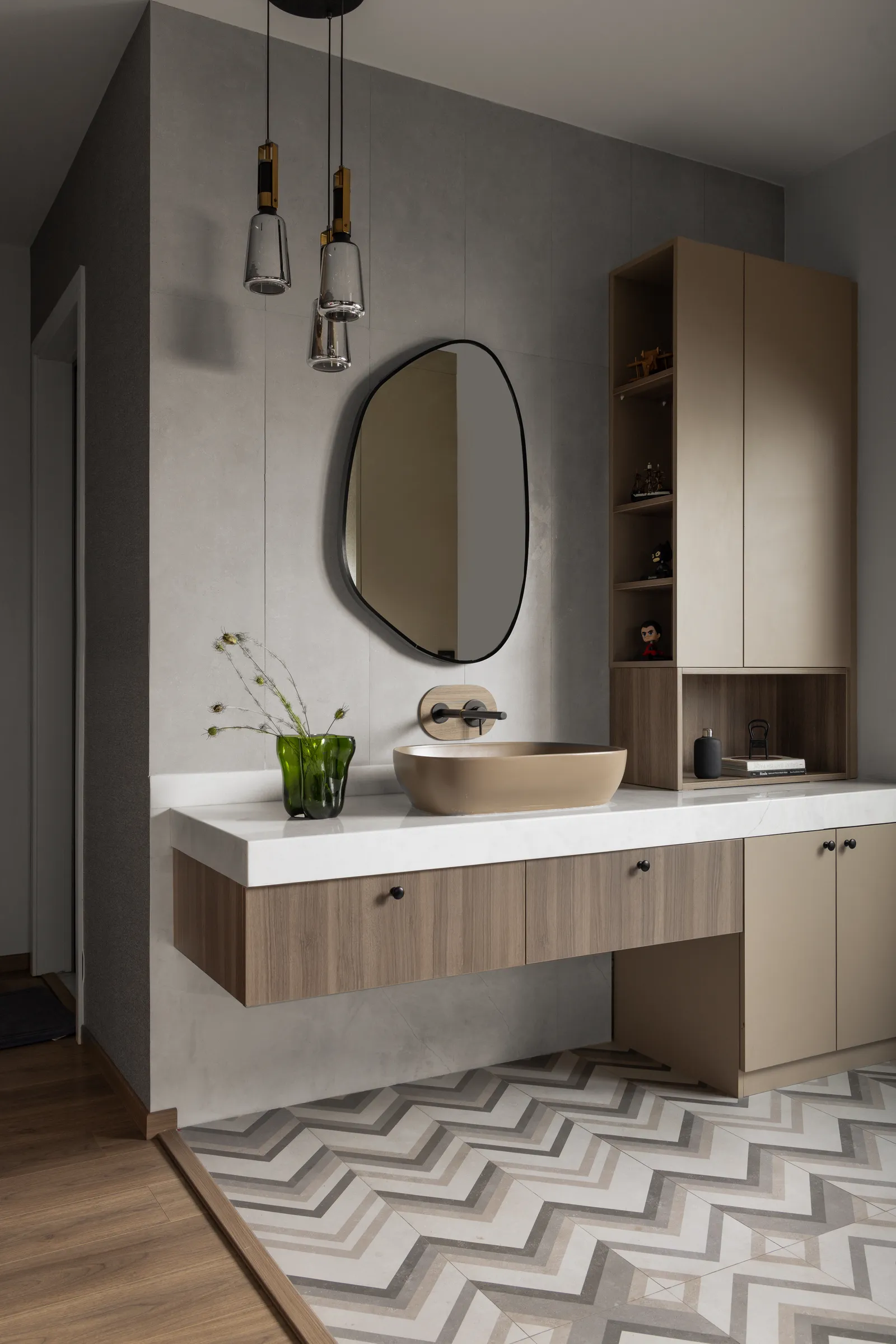 Vanity counter with oval mirror and vessel basin — Seema Katta Svasa